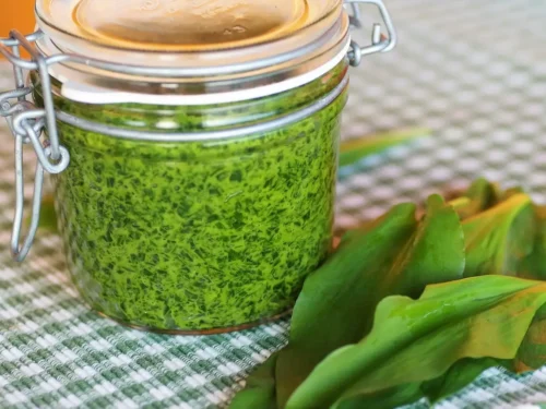Vegan Carrot Top Parsley Pesto