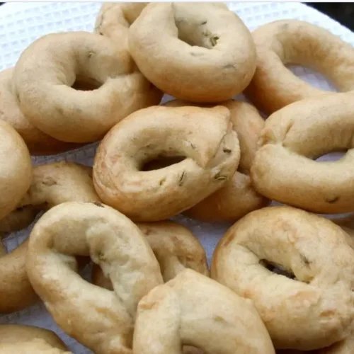 Italian taralli
