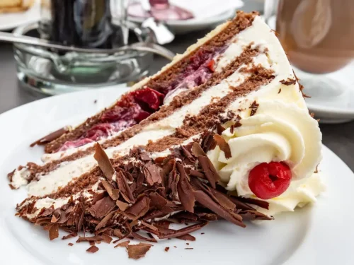 Authentic German Black Forest Cake (Schwarzwalder Kirschtorte)