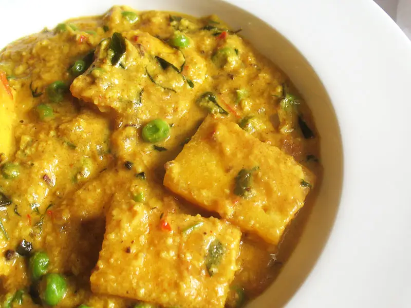 potato and peanut curry
