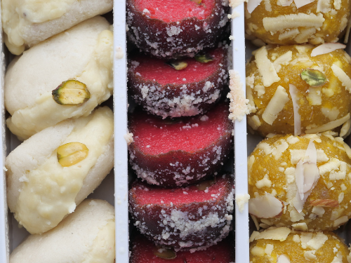 Strawberry Burfi